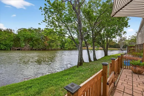$264,900 | 525 Lake Bridge Drive, Ormond Beach, FL 32174