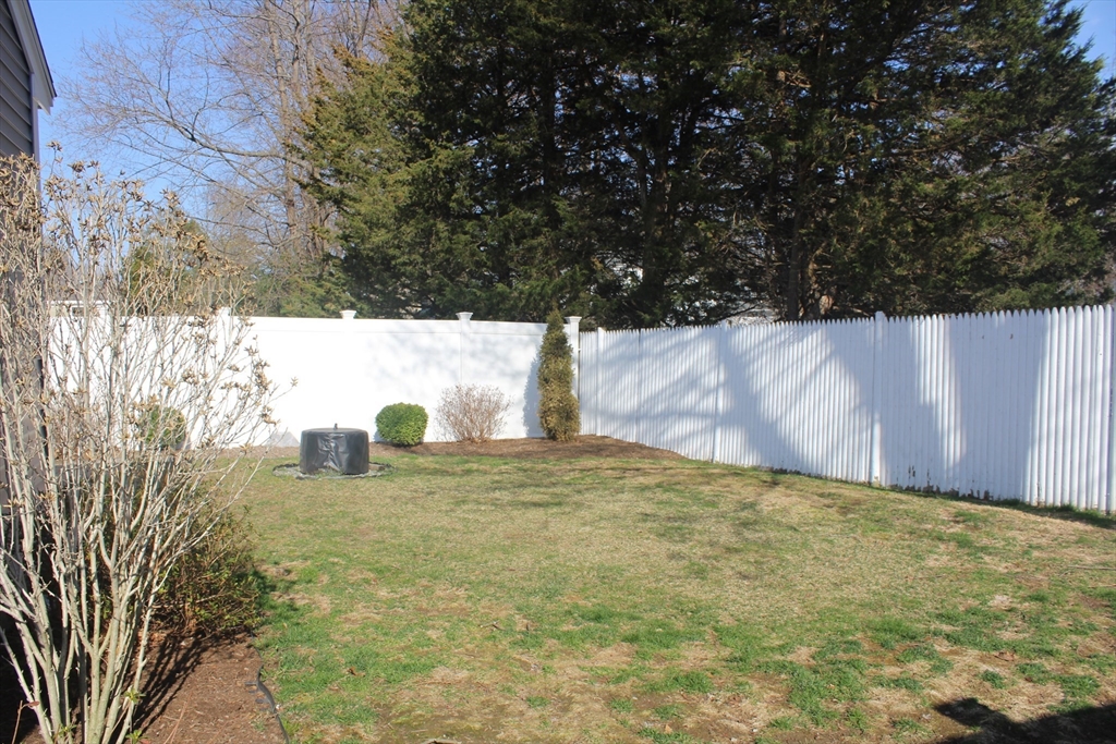 268 Common Street Walpole, MA 02081 - Photo 6 of 27 Gallery Image 6