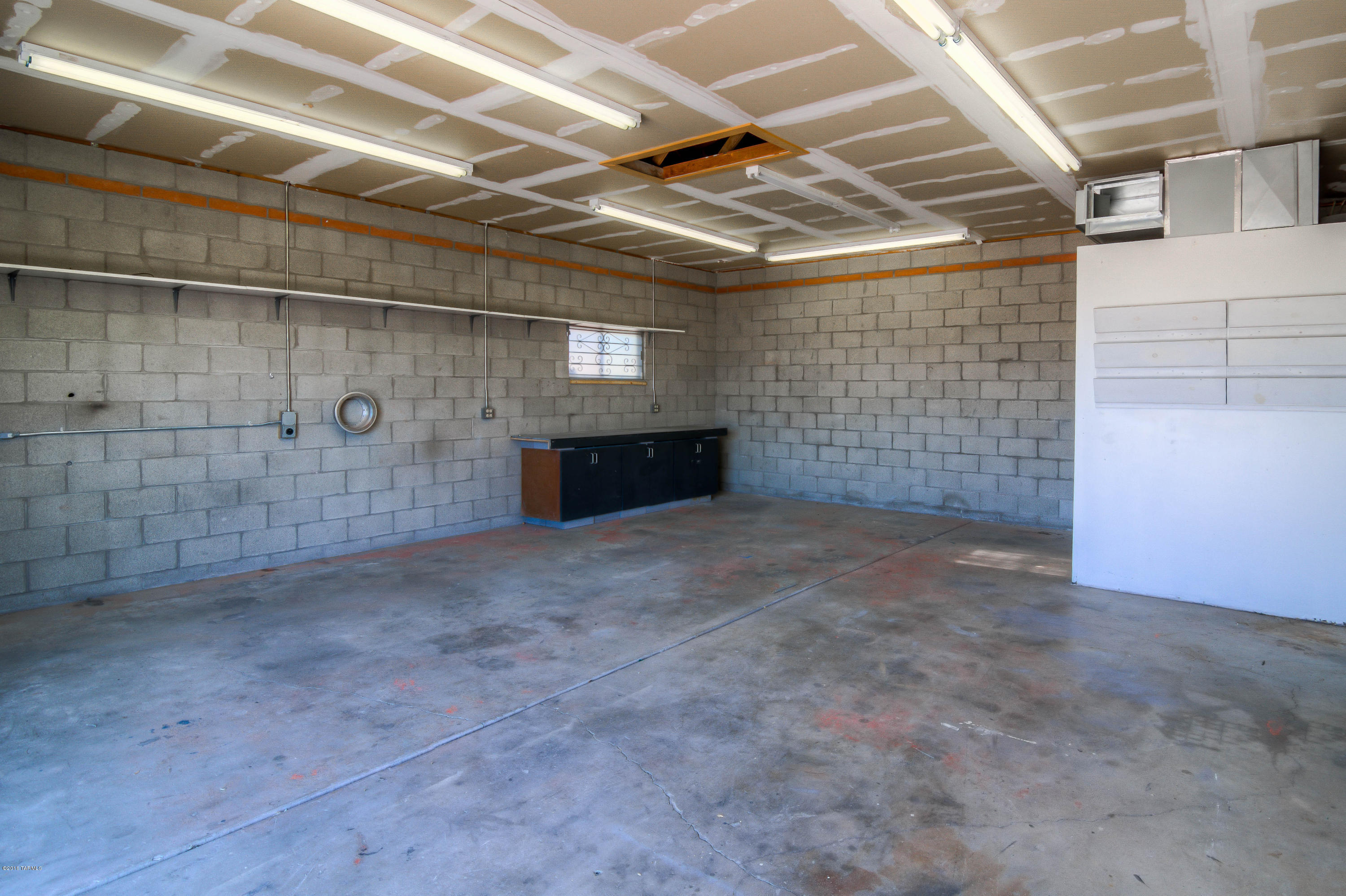3550 North Olive Road Tucson, AZ 85719 - Photo 10 of 45