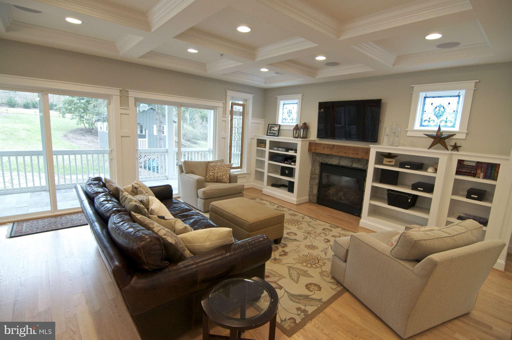 6220 Walhonding Road Bethesda, MD 20816 - Photo 14 of 29 Family Room