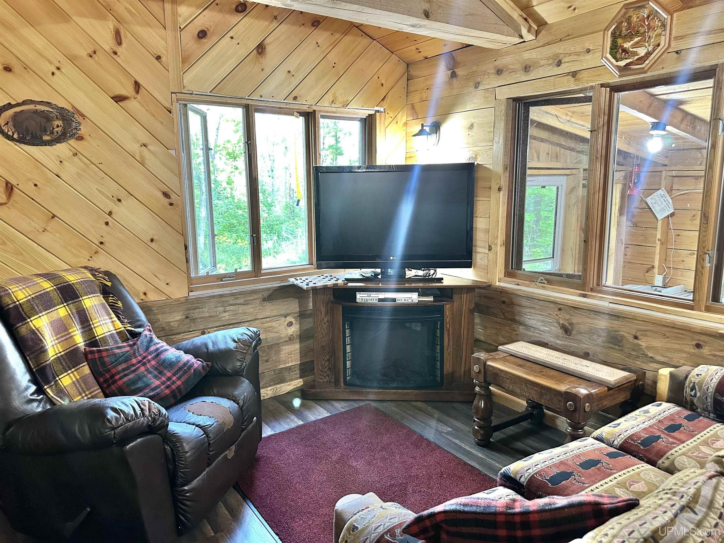 11301 W Box Spring Road Saxon, WI 54559 - Photo 7 of 42