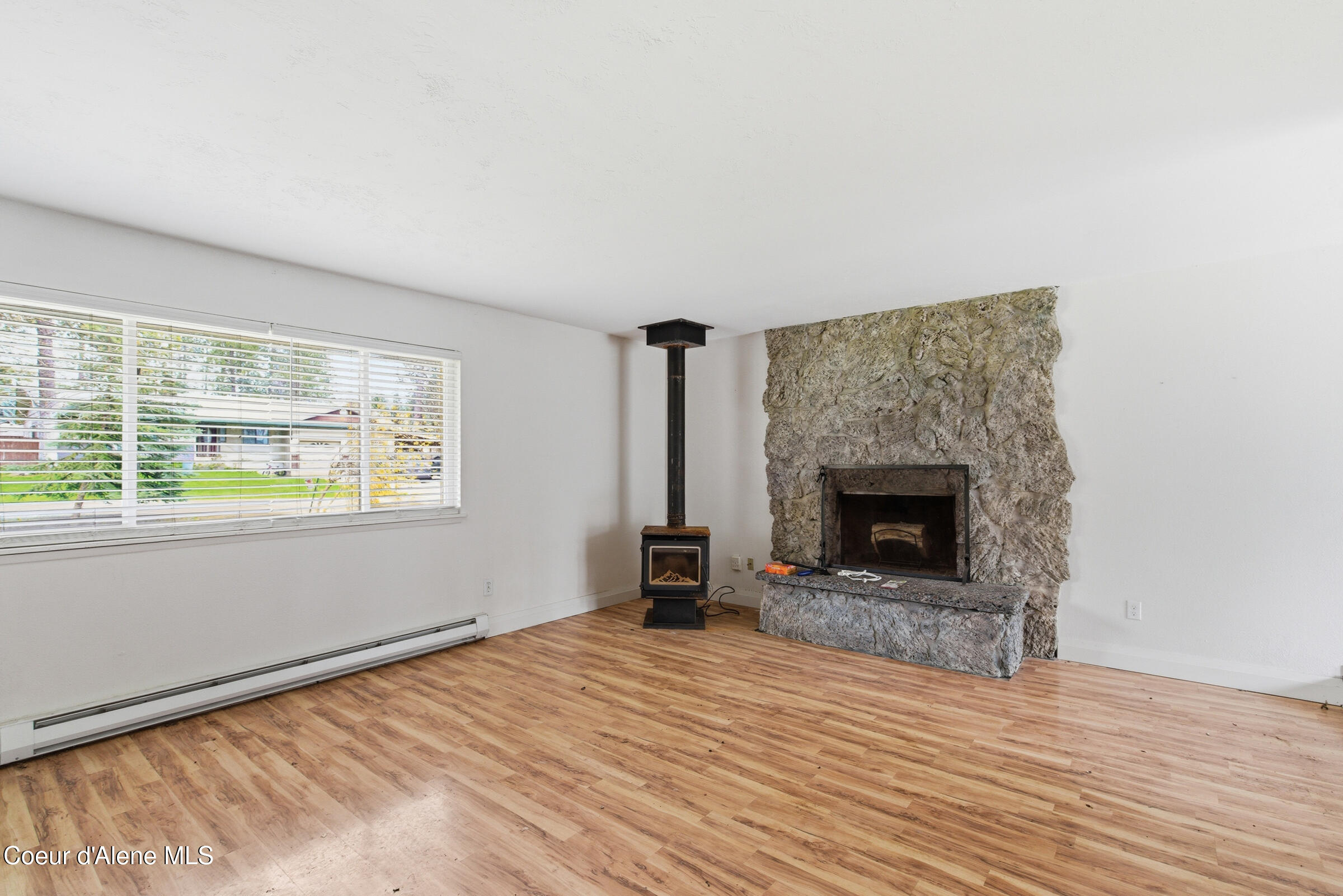 11865 North Forest Road Hayden, ID 83835 - Photo 11 of 27 011