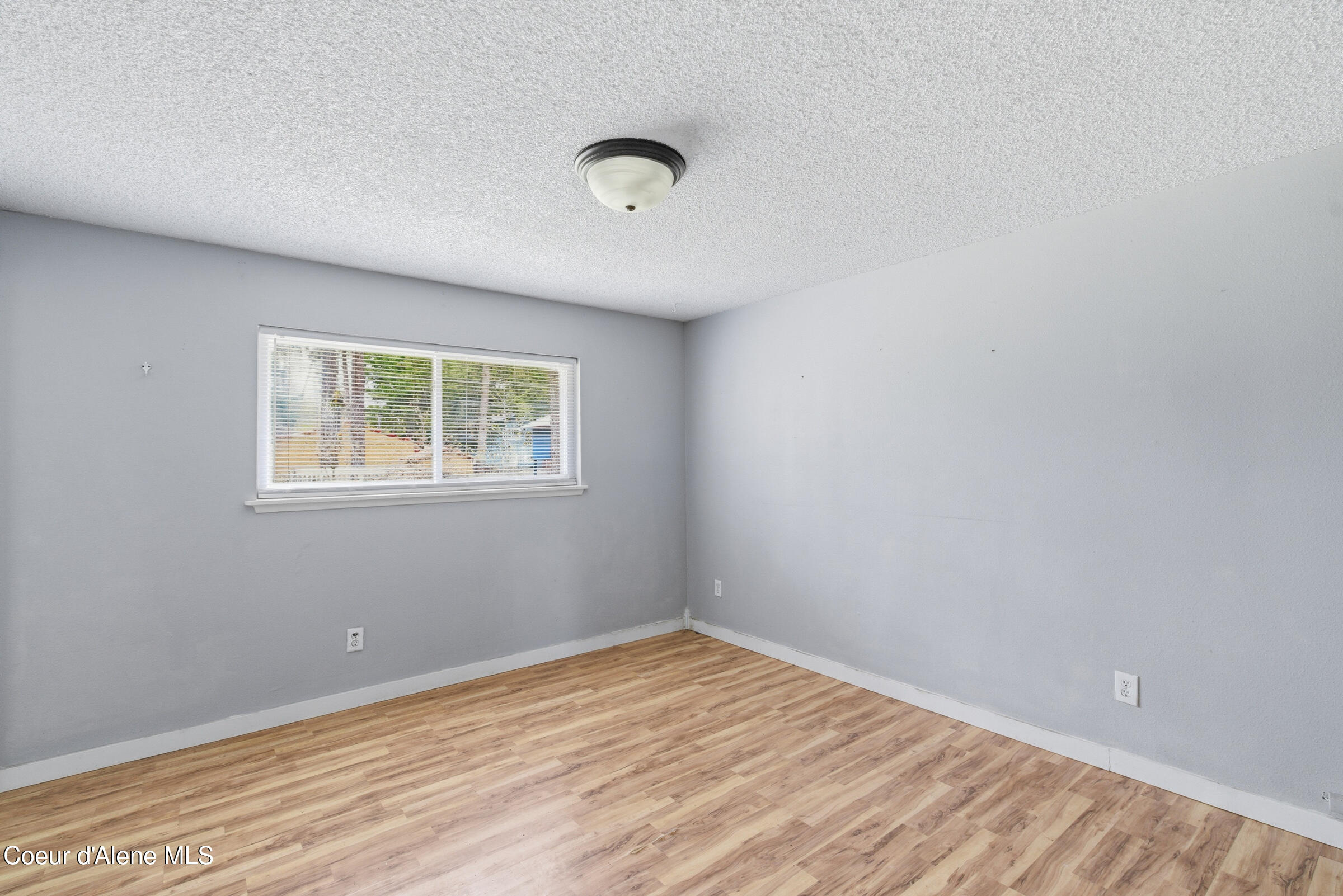 11865 North Forest Road Hayden, ID 83835 - Photo 19 of 27 019