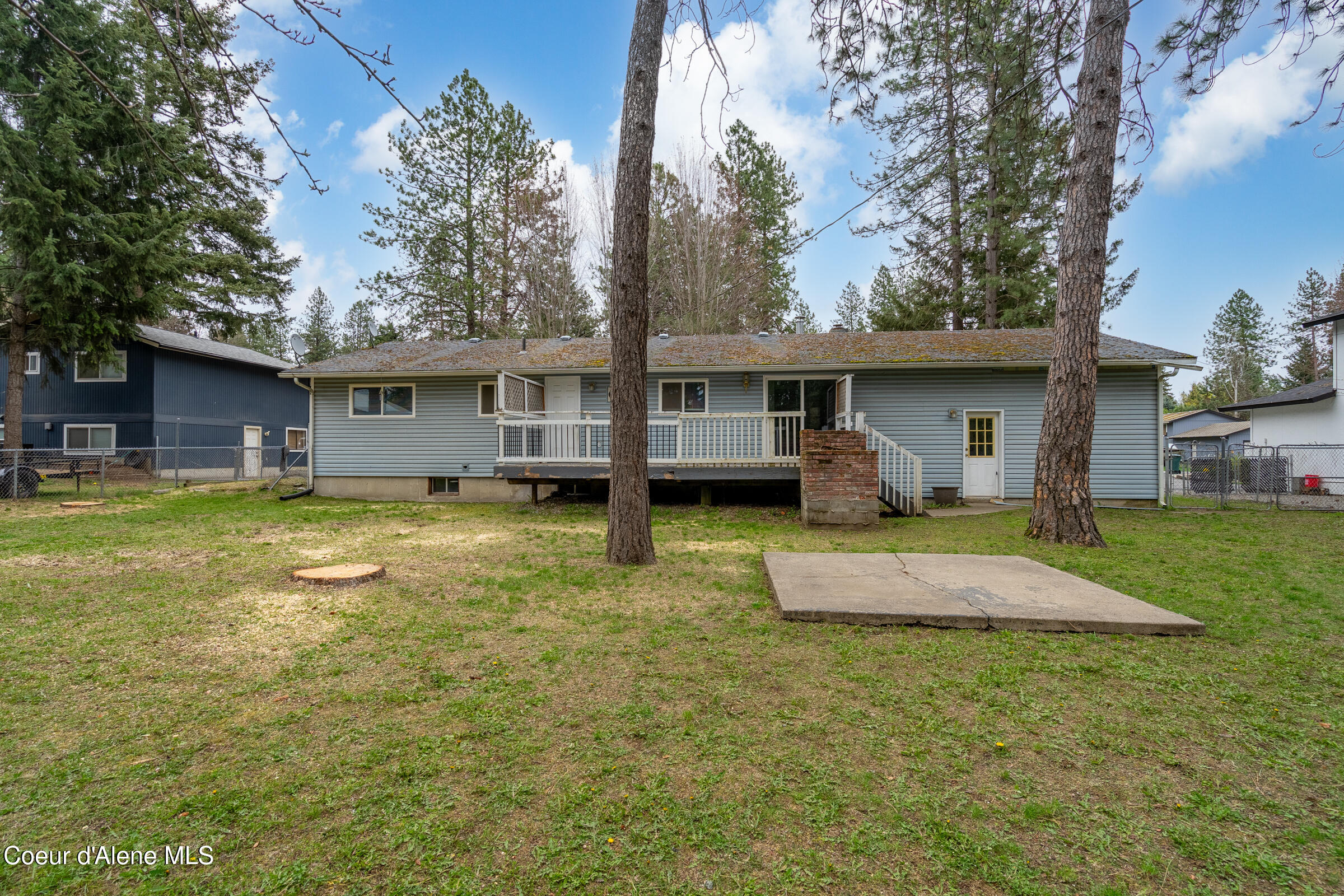 11865 North Forest Road Hayden, ID 83835 - Photo 5 of 27 005