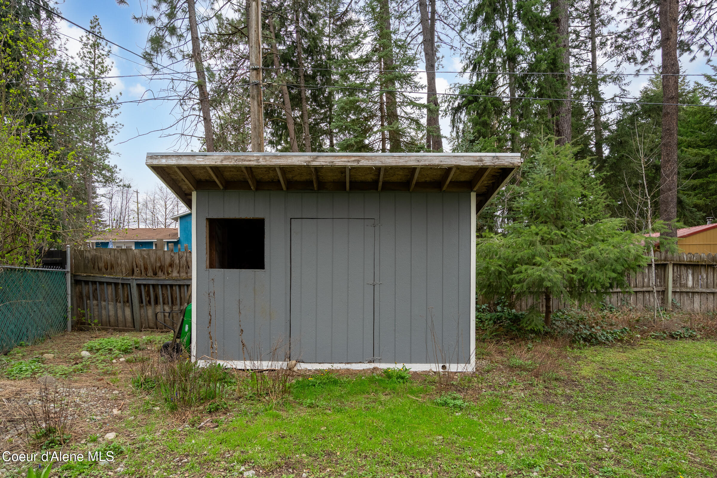 11865 North Forest Road Hayden, ID 83835 - Photo 6 of 27 006