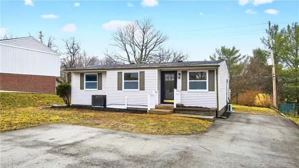 $230,000 | 1923 Ivanhoe Drive, Irwin, PA 15642