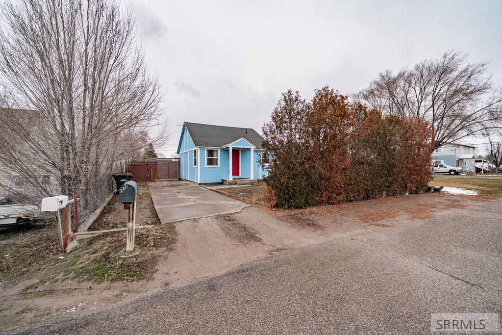 237 Amherst Street Blackfoot, ID 83221 - Photo 4 of 20