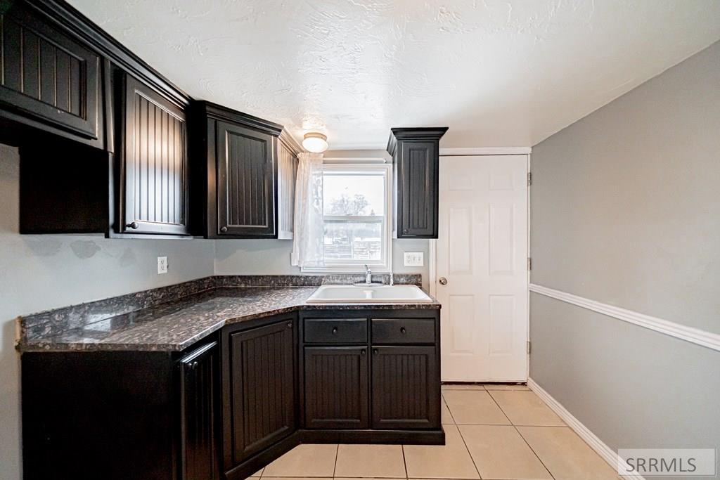 237 Amherst Street Blackfoot, ID 83221 - Photo 7 of 20