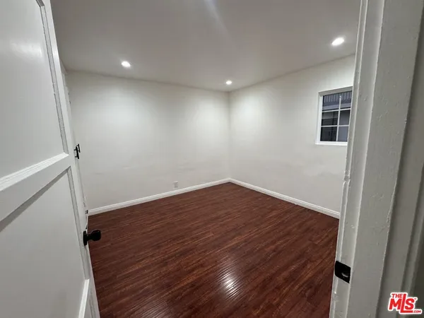 $1,795 | 6207 Crenshaw Boulevard, Los Angeles, CA 90043