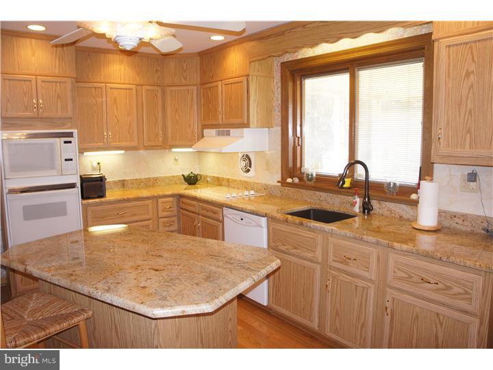 521 Beatty Road Springfield, PA 19064 - Photo 5 of 25 Kitchen