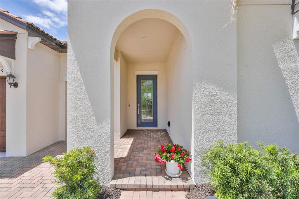 16955 Scuba Crest Street Wimauma, FL 33598 - Photo 3 of 59