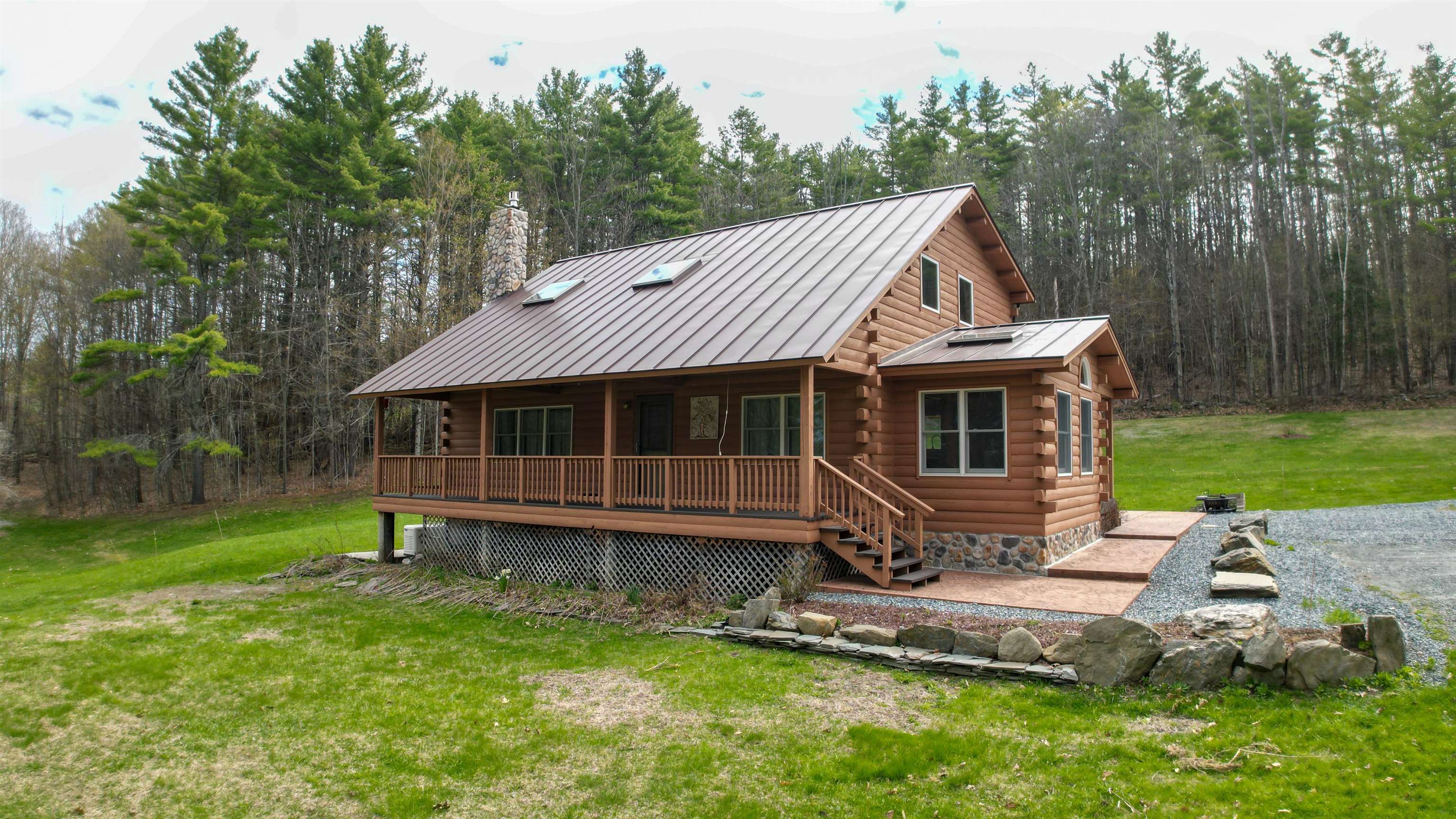 1209 Wildlife Road Hartford, VT 05001 - Photo 2 of 51