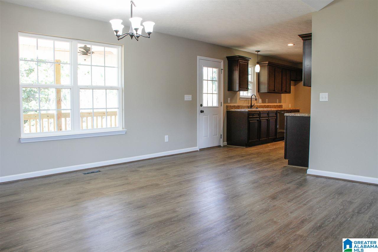 1403 Greenview Way Southwest Jacksonville, AL 36265 - Photo 8 of 31