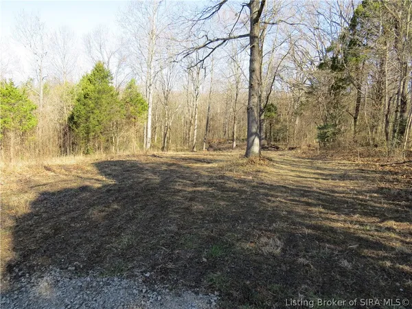 $180,000 | 5030 Edwardsville Galena Road, Floyds Knobs, IN 47119