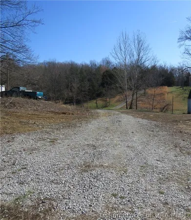 $180,000 | 5030 Edwardsville Galena Road, Floyds Knobs, IN 47119