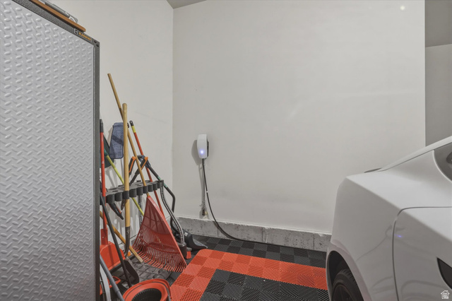 2087 Autumn Fields Lane Draper, UT 84020 - Photo 49 of 61 EV Charging Outlet