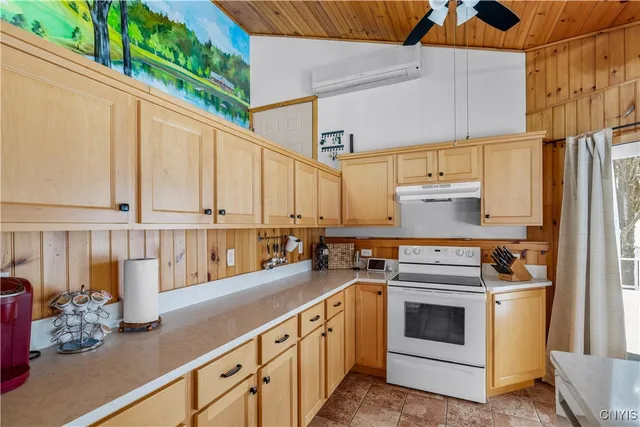 $324,900 | 174 Camp Road, Litchfield, NY 13322