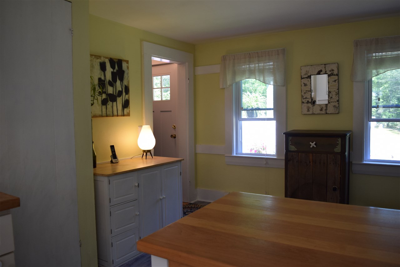 42 Marshall Road Kingston, NH 03848 - Photo 4 of 13 Gallery Image 4