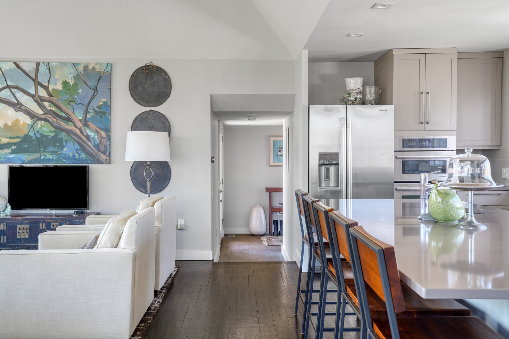 12 East Pasture Road Aquinnah, MA 02535 - Photo 8 of 24 The main living space is elegant and contemporary.