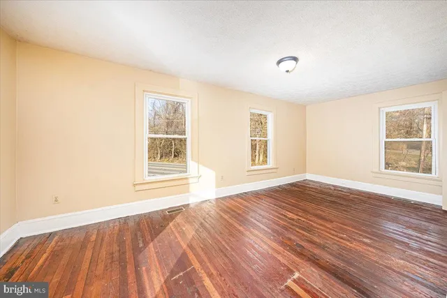 $3,300 | 8624 Yellow Springs Road, Frederick, MD 21702