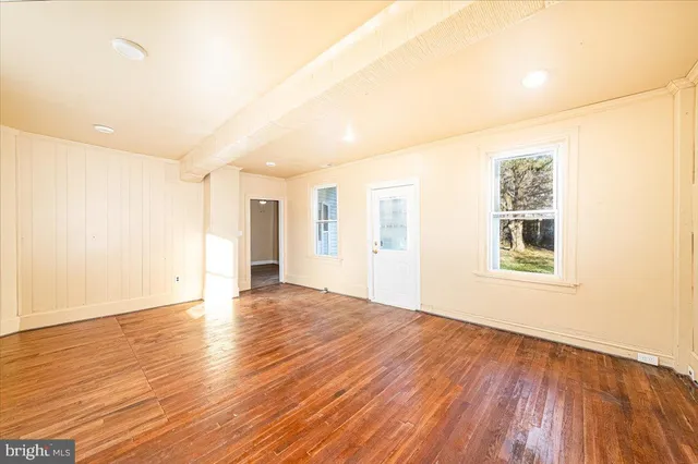 $3,300 | 8624 Yellow Springs Road, Frederick, MD 21702