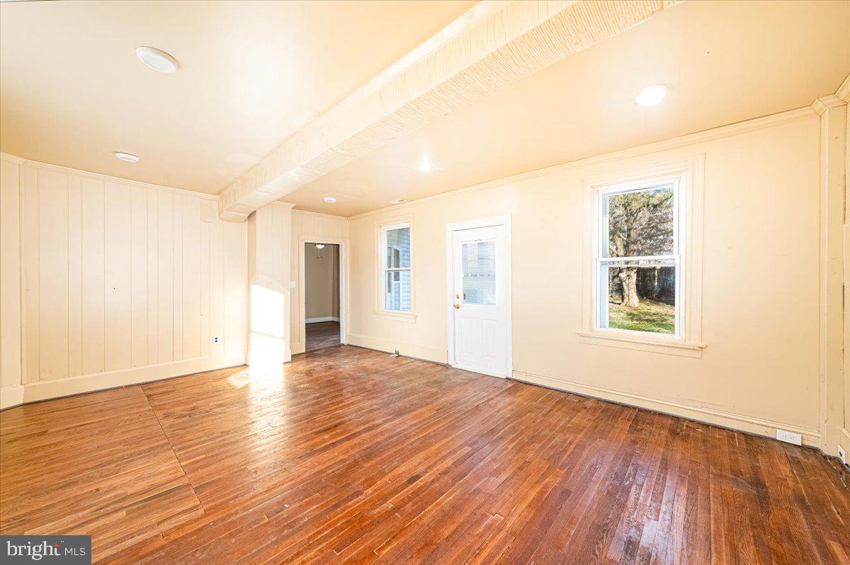 8624 Yellow Springs Road Frederick, MD 21702 - Photo 6 of 41