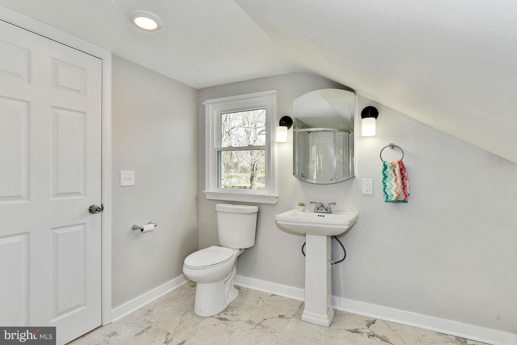 1950 Fairfax Road Annapolis, MD 21401 - Photo 14 of 19 Bath (Master)