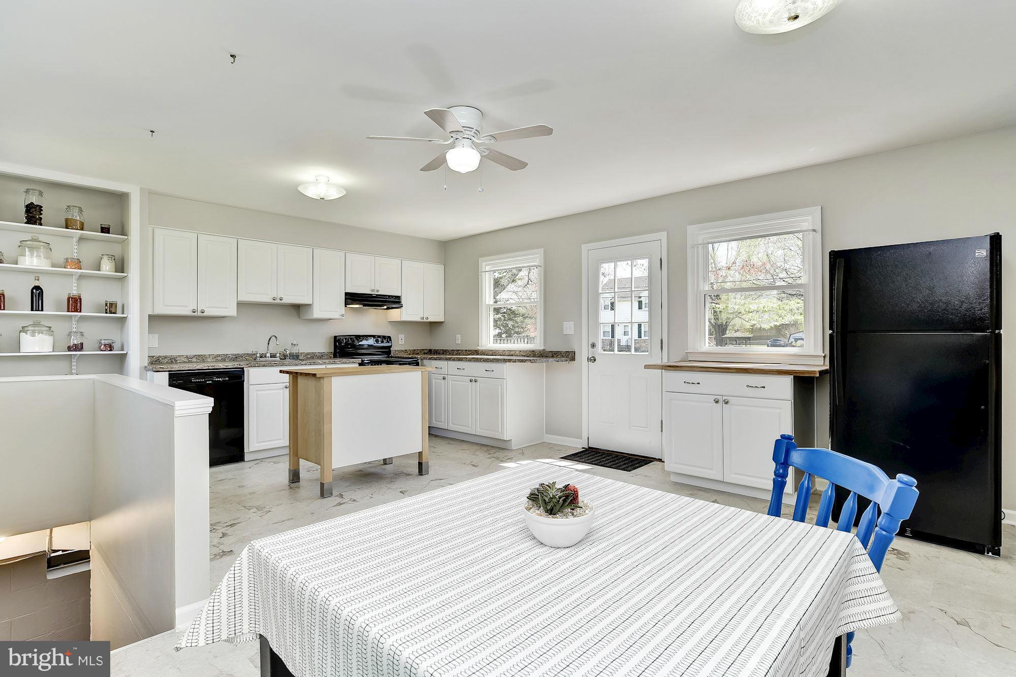 1950 Fairfax Road Annapolis, MD 21401 - Photo 5 of 19 Dining Room