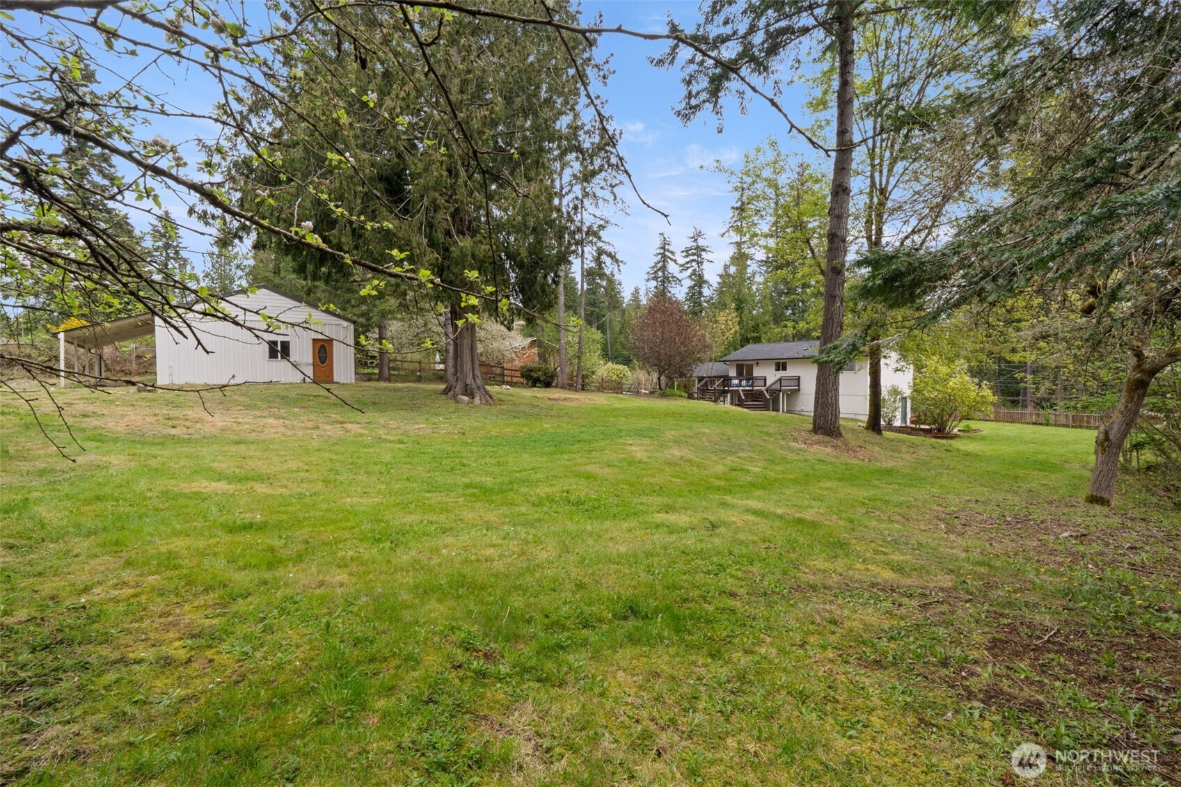 4631 East Grapeview Loop Road Grapeview, WA 98546 - Photo 2 of 38