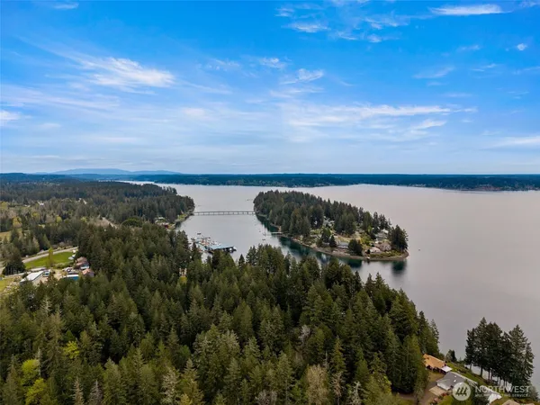 $540,000 | 4631 East Grapeview Loop Road, Grapeview, WA 98546