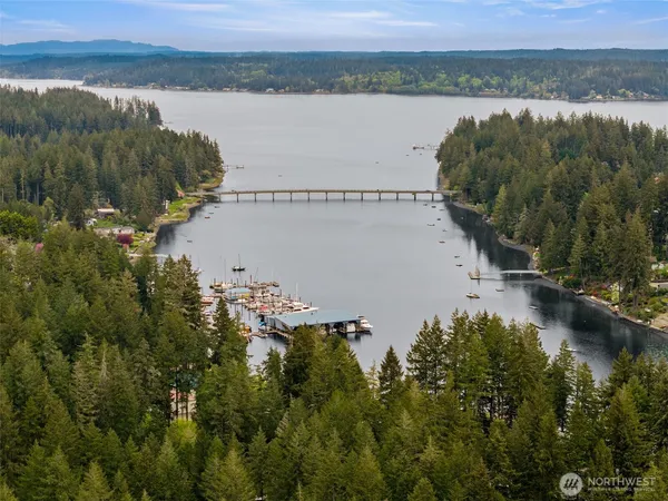 $540,000 | 4631 East Grapeview Loop Road, Grapeview, WA 98546