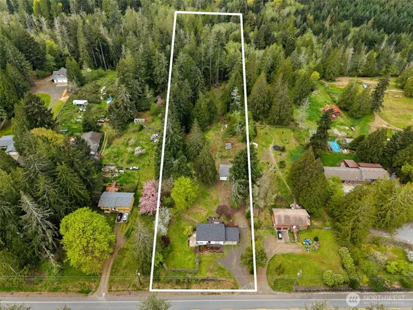 $540,000 | 4631 East Grapeview Loop Road, Grapeview, WA 98546