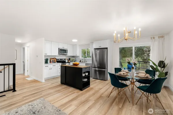 $540,000 | 4631 East Grapeview Loop Road, Grapeview, WA 98546