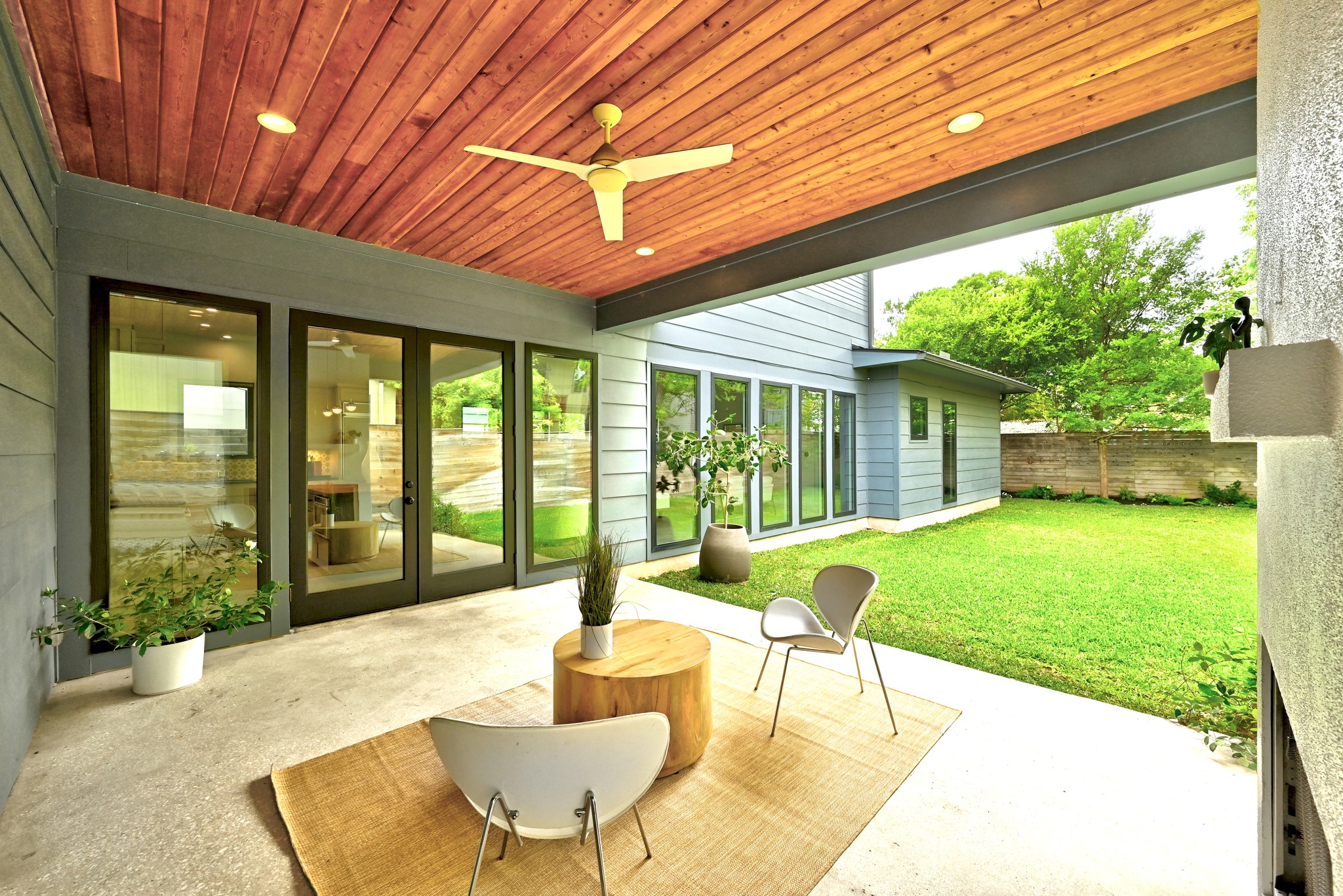 1609 Bauerle Avenue Austin, TX 78704 - Photo 26 of 34 Outdoor entertaining heaven