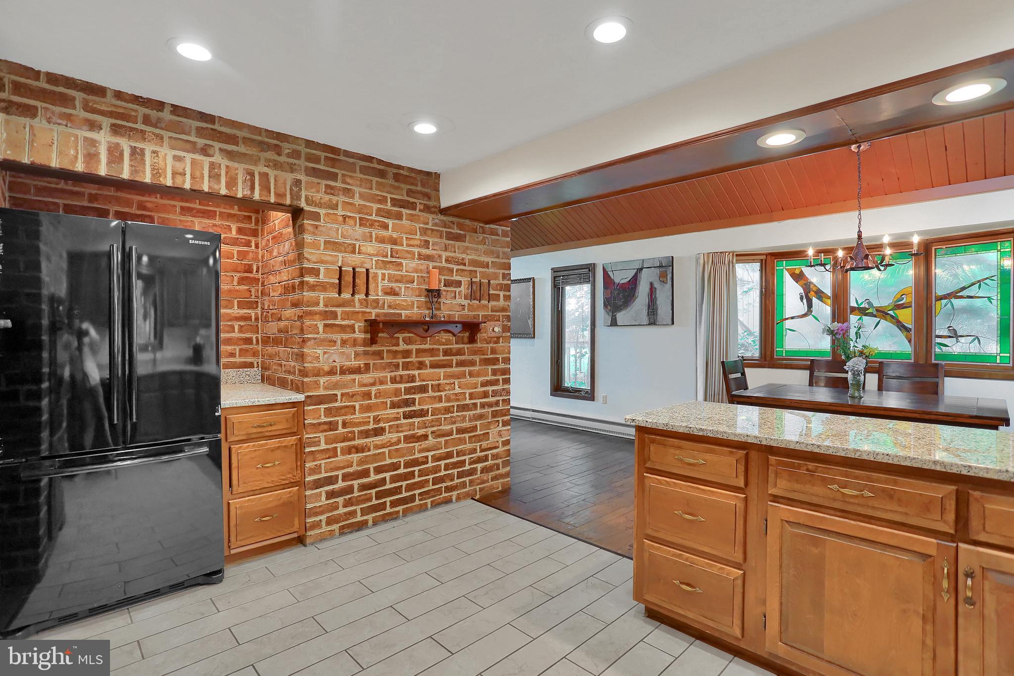 6257 Hoff Road Spring Grove, PA 17362 - Photo 14 of 42 Gallery Image 14