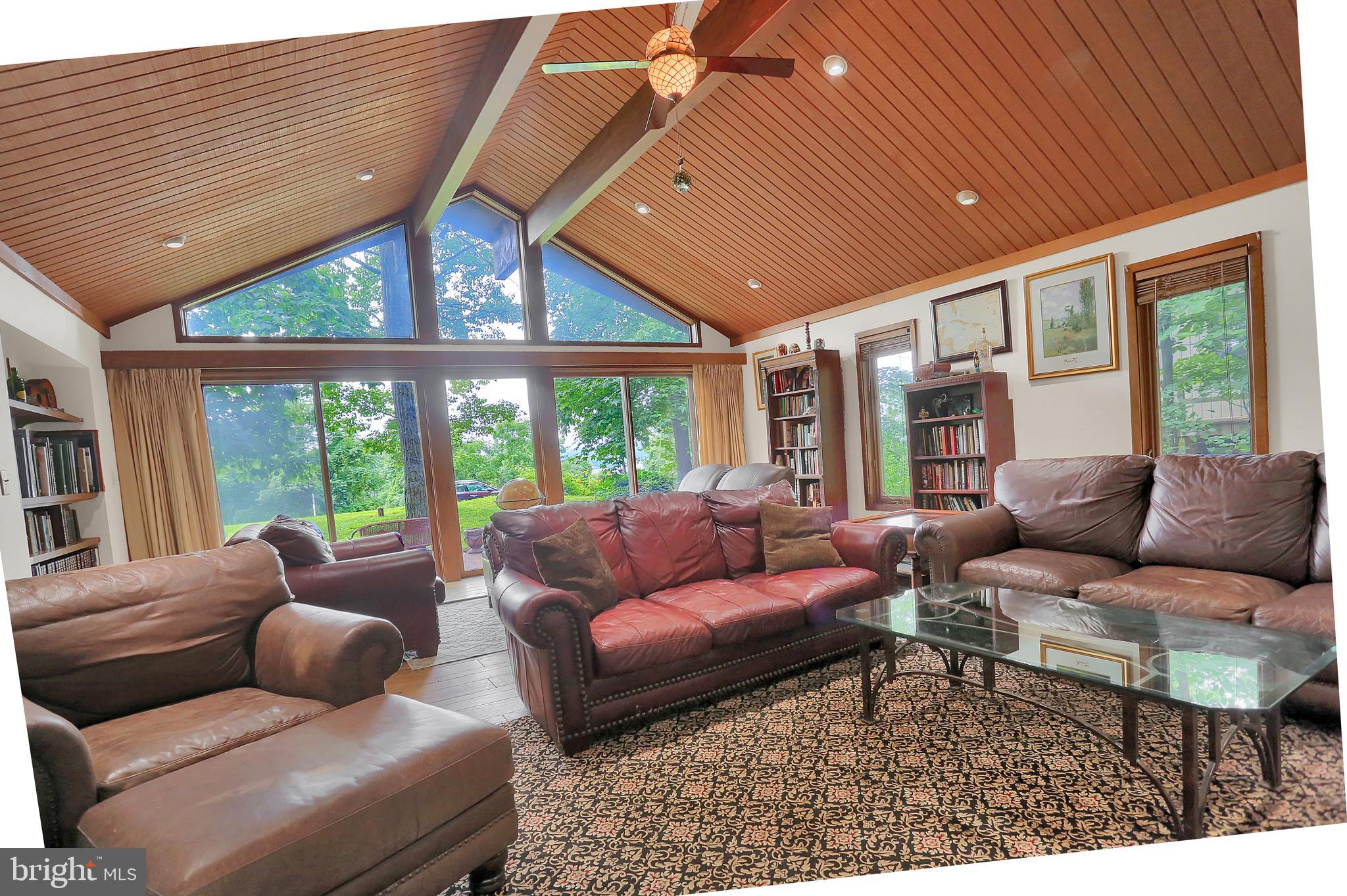 6257 Hoff Road Spring Grove, PA 17362 - Photo 6 of 42 Gallery Image 6
