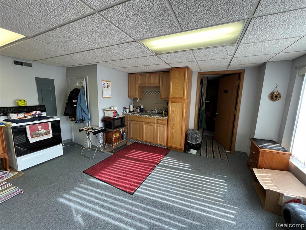 12660 Grafton Road Carleton, MI 48117 - Photo 15 of 97