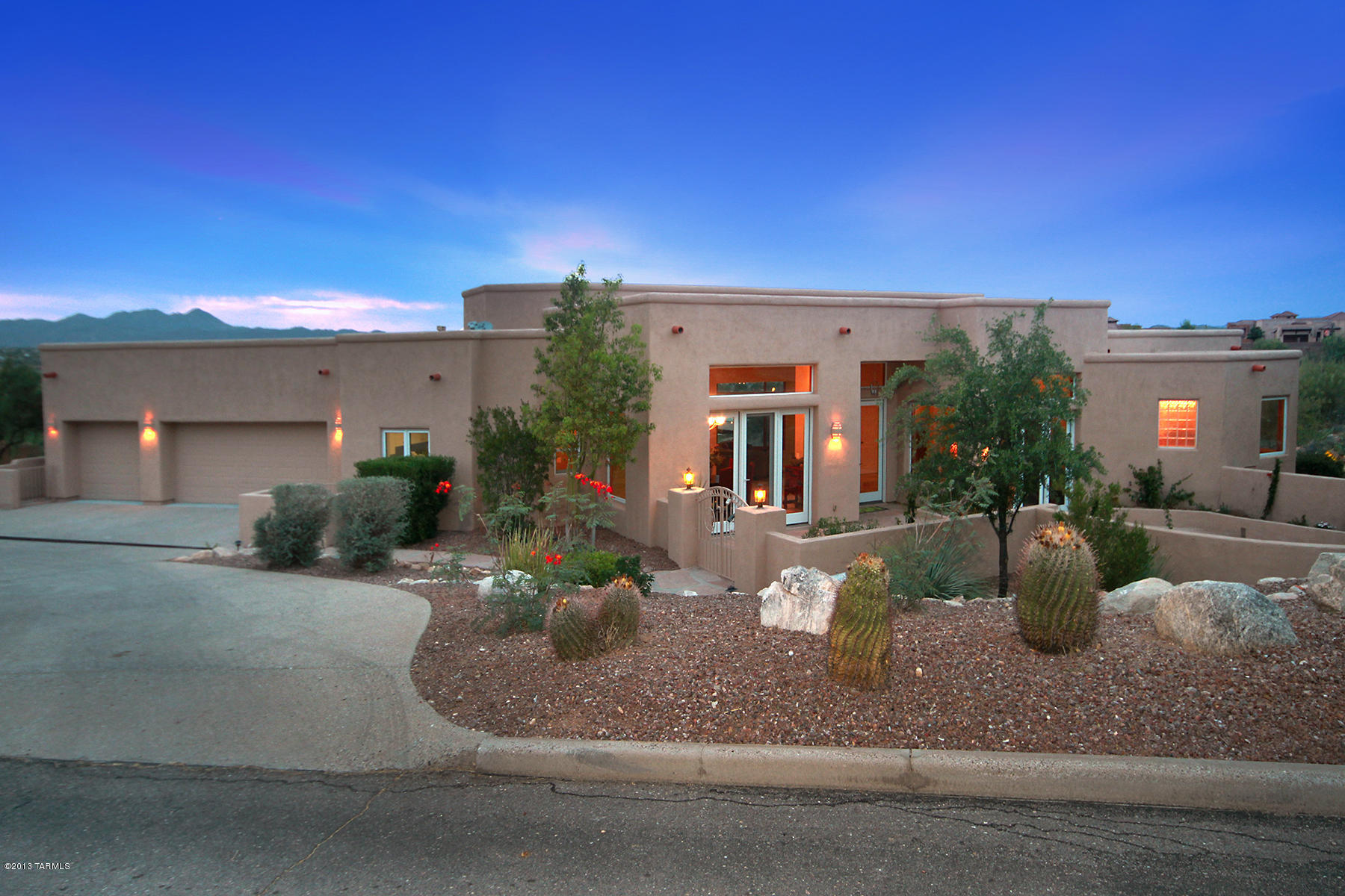 1847 East Buck Ridge Place Tucson, AZ 85737 - Photo 1 of 20