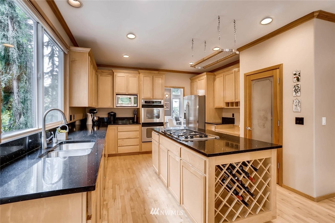 5130 223rd Street Southeast Bothell, WA 98021 - Photo 8 of 25
