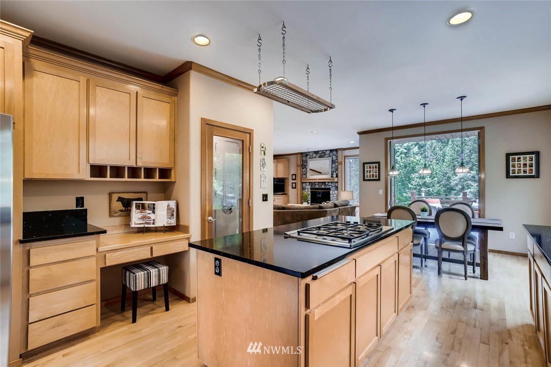 5130 223rd Street Southeast Bothell, WA 98021 - Photo 9 of 25