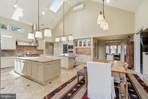 $2,300,000 | 728 Mill Street, Moorestown, NJ 08057
