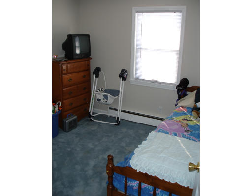 80 Ludlow Road Chicopee, MA 01022 - Photo 13 of 16 Gallery Image 13