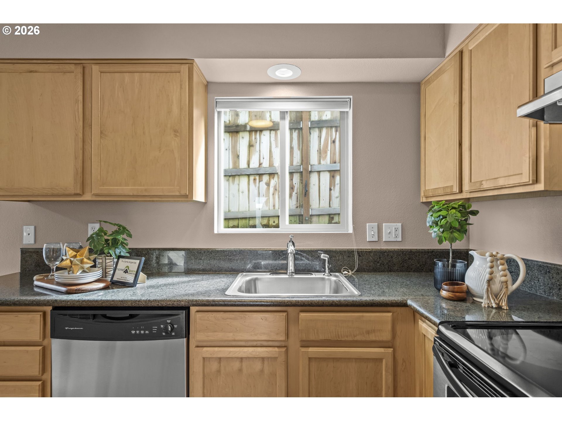 3612 Southwest Multnomah Boulevard Portland, OR 97219 - Photo 12 of 35 Kitchen