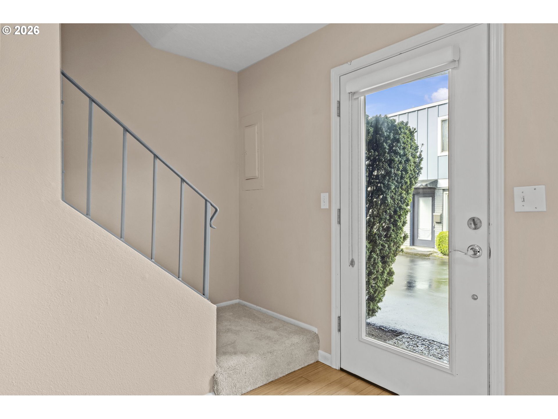 3612 Southwest Multnomah Boulevard Portland, OR 97219 - Photo 19 of 35 Entrance/Foyer