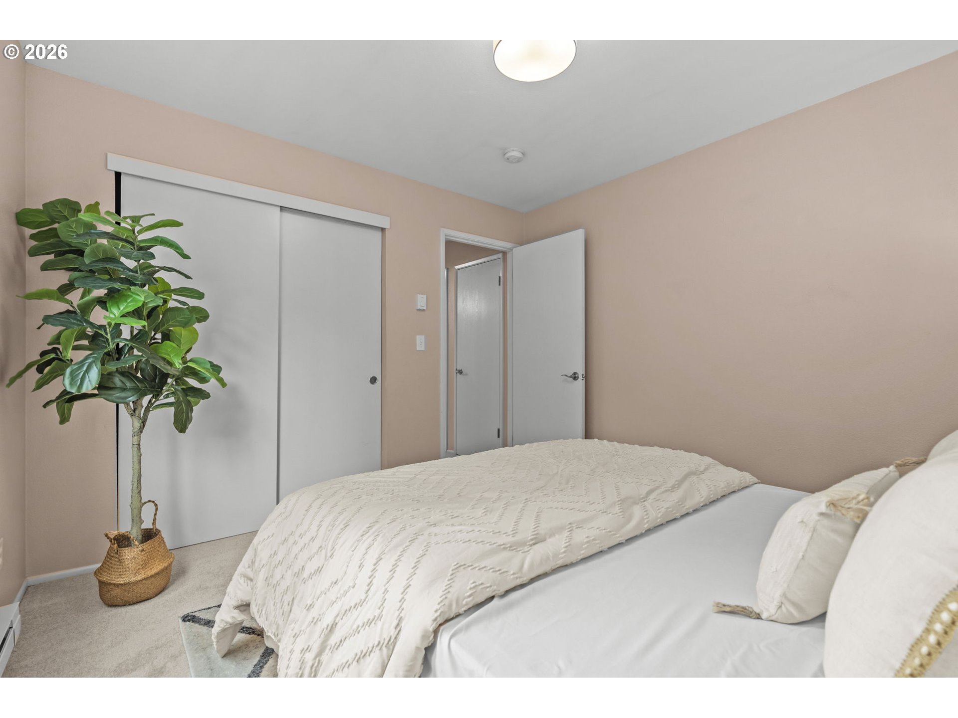 3612 Southwest Multnomah Boulevard Portland, OR 97219 - Photo 27 of 35 Bedroom