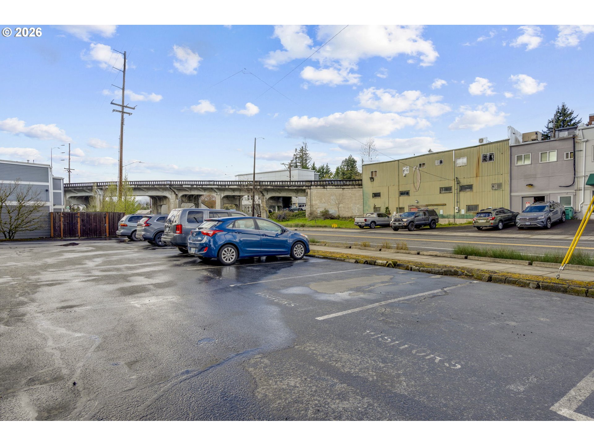 3612 Southwest Multnomah Boulevard Portland, OR 97219 - Photo 33 of 35 Parking