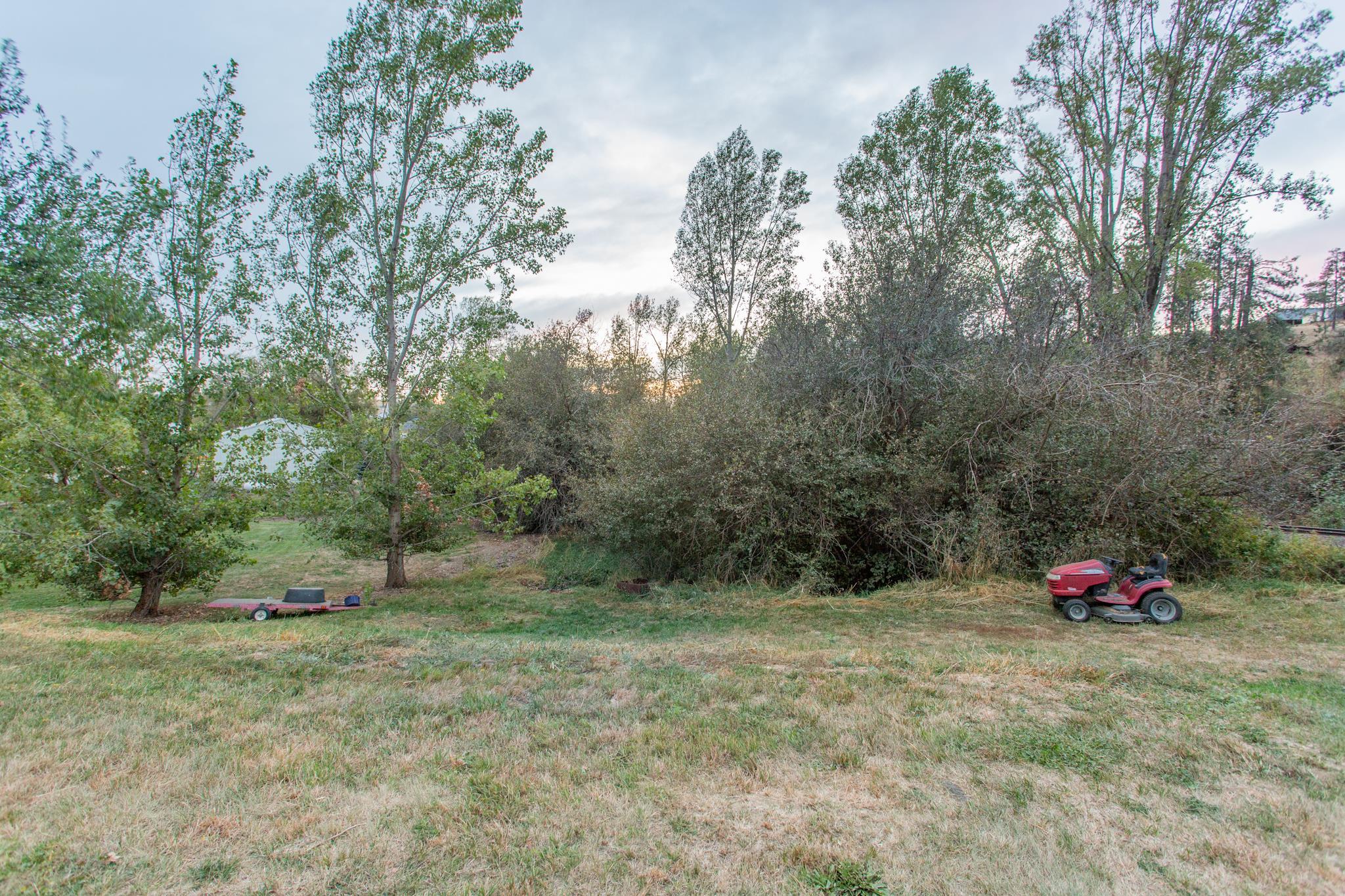 165 Northeast Stringham Road Rockford, WA 99030 - Photo 6 of 22