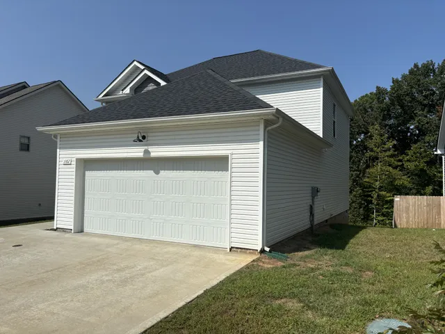 $1,950 | 1162 Old Charlotte Trace, Clarksville, TN 37040