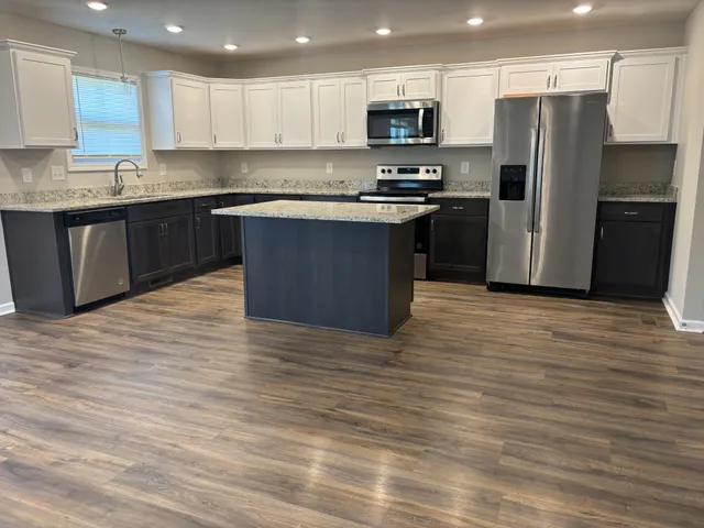 $1,950 | 1162 Old Charlotte Trace, Clarksville, TN 37040