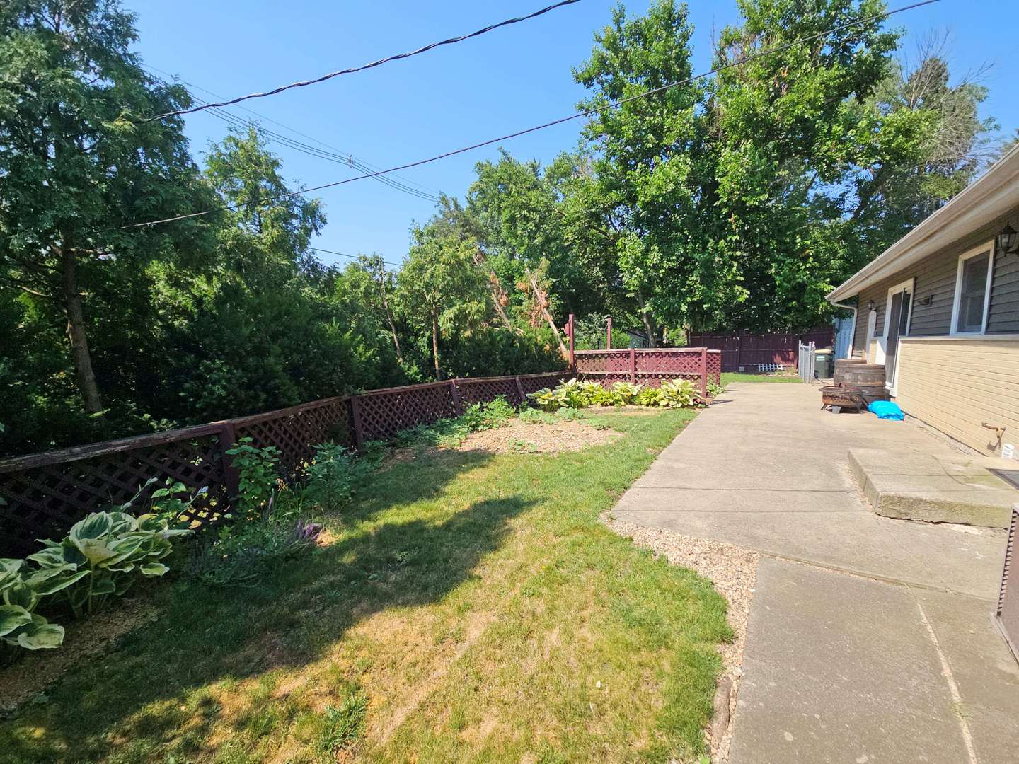 75 Bode Road Hoffman Estates, IL 60169 - Photo 12 of 19 Gallery Image 12